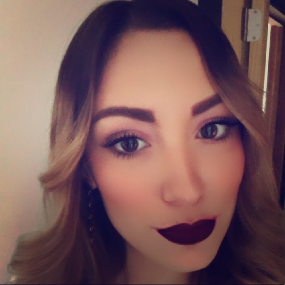 Meet your Posher, Jimena